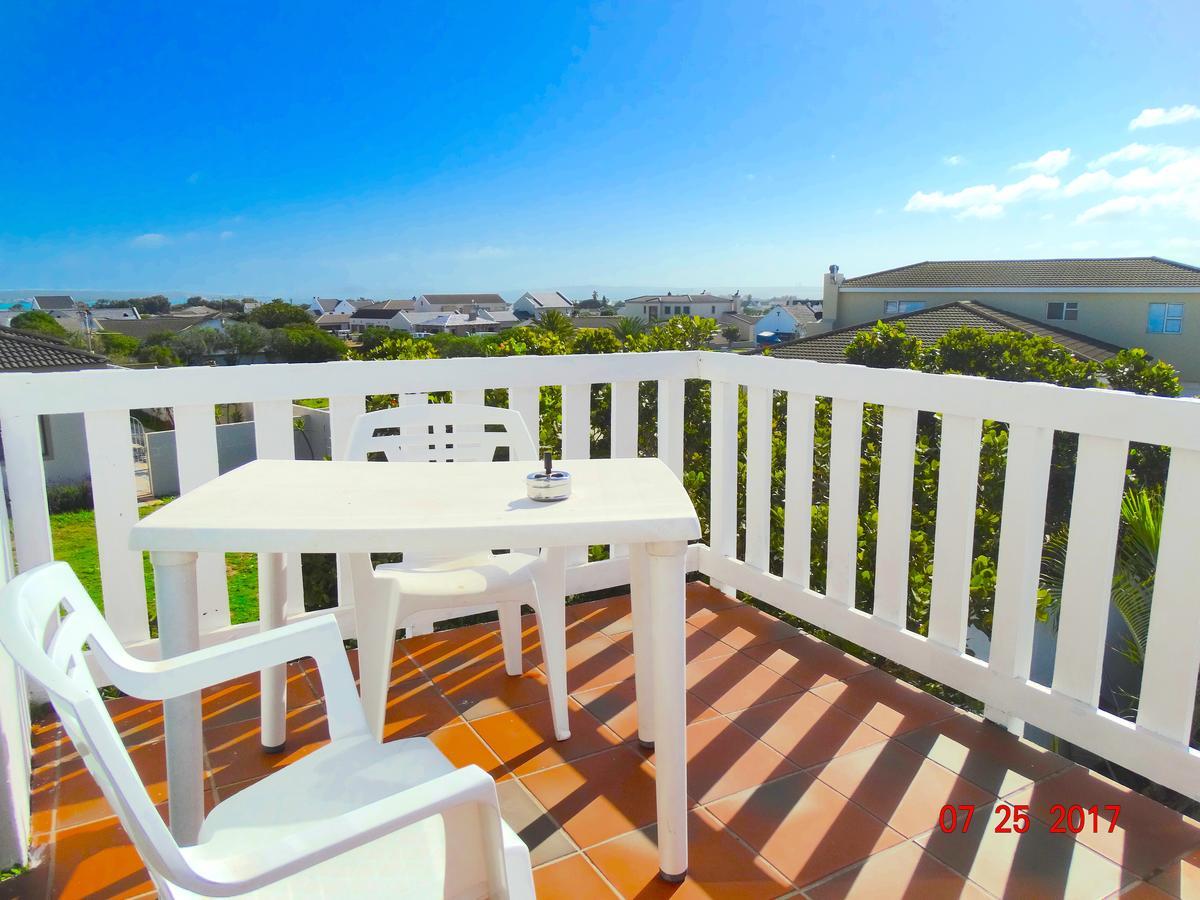 Au Plais De Langebaan At Palm Tree Villa Εξωτερικό φωτογραφία